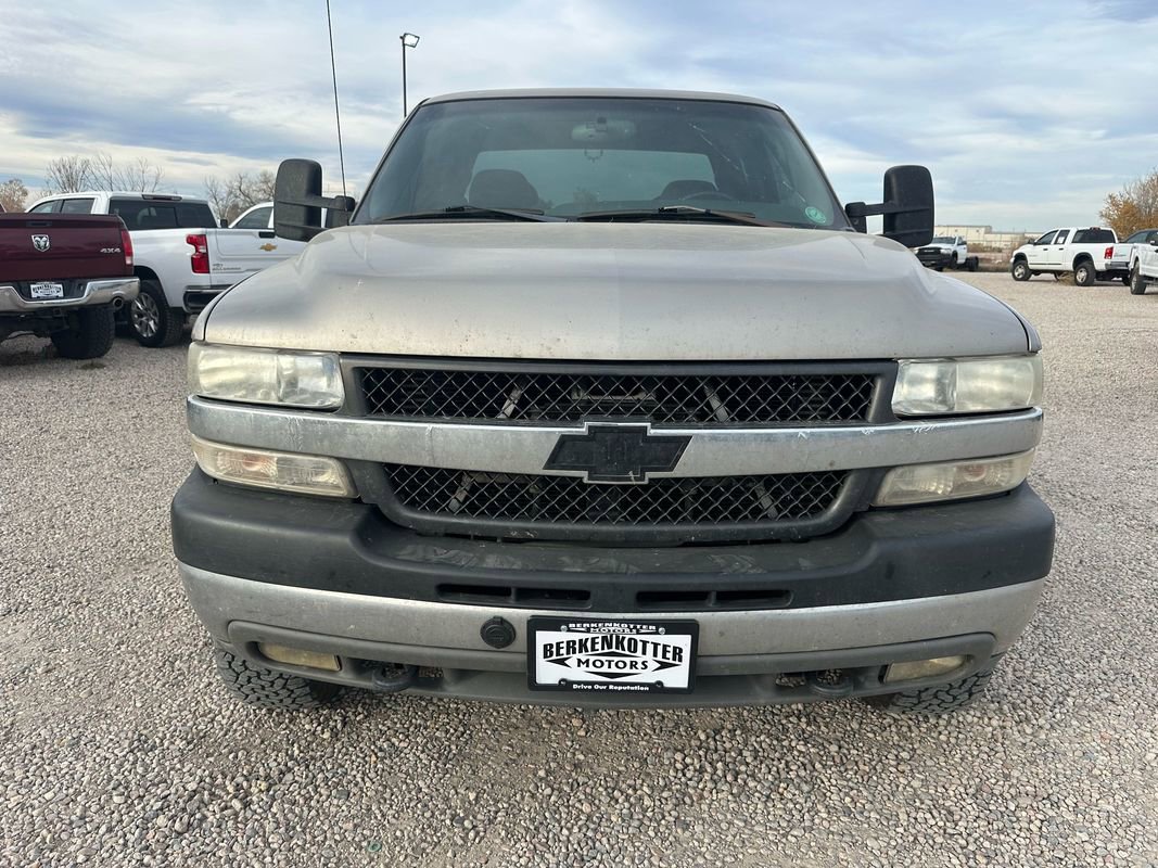 Used 2001 Chevrolet Silverado 2500 LS image 3