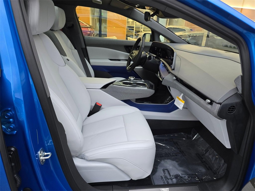 New 2026 Cadillac Optiq Luxury 1 image 11