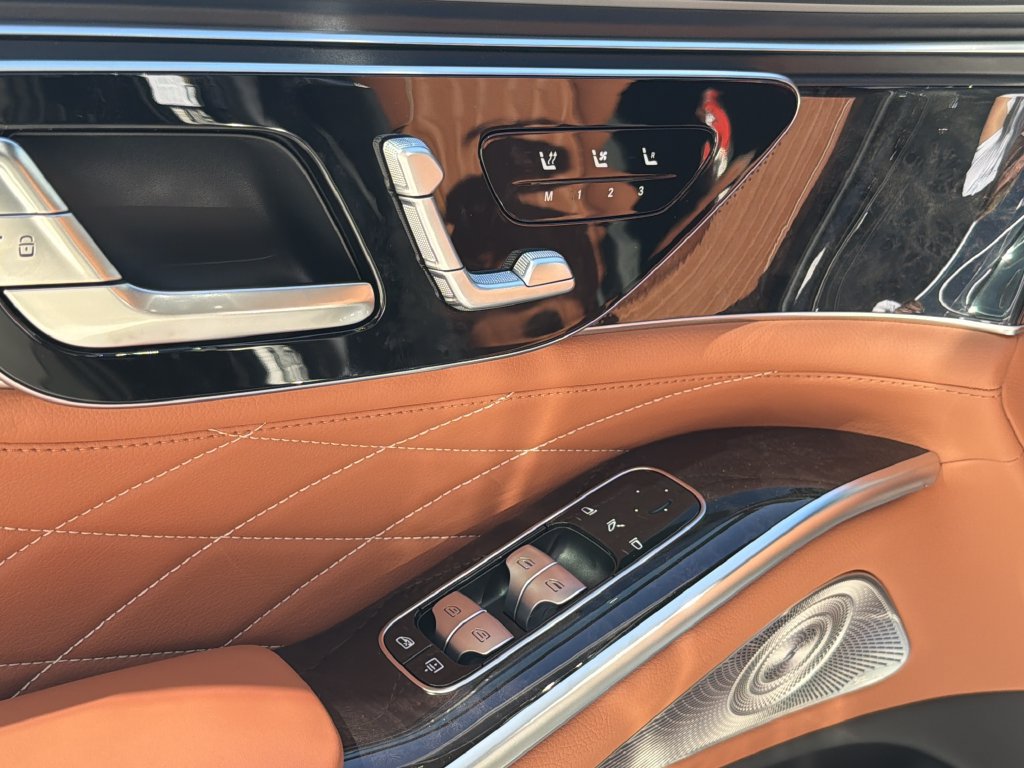 New 2027 Mercedes-Benz S 580 4MATIC Sedan image 10