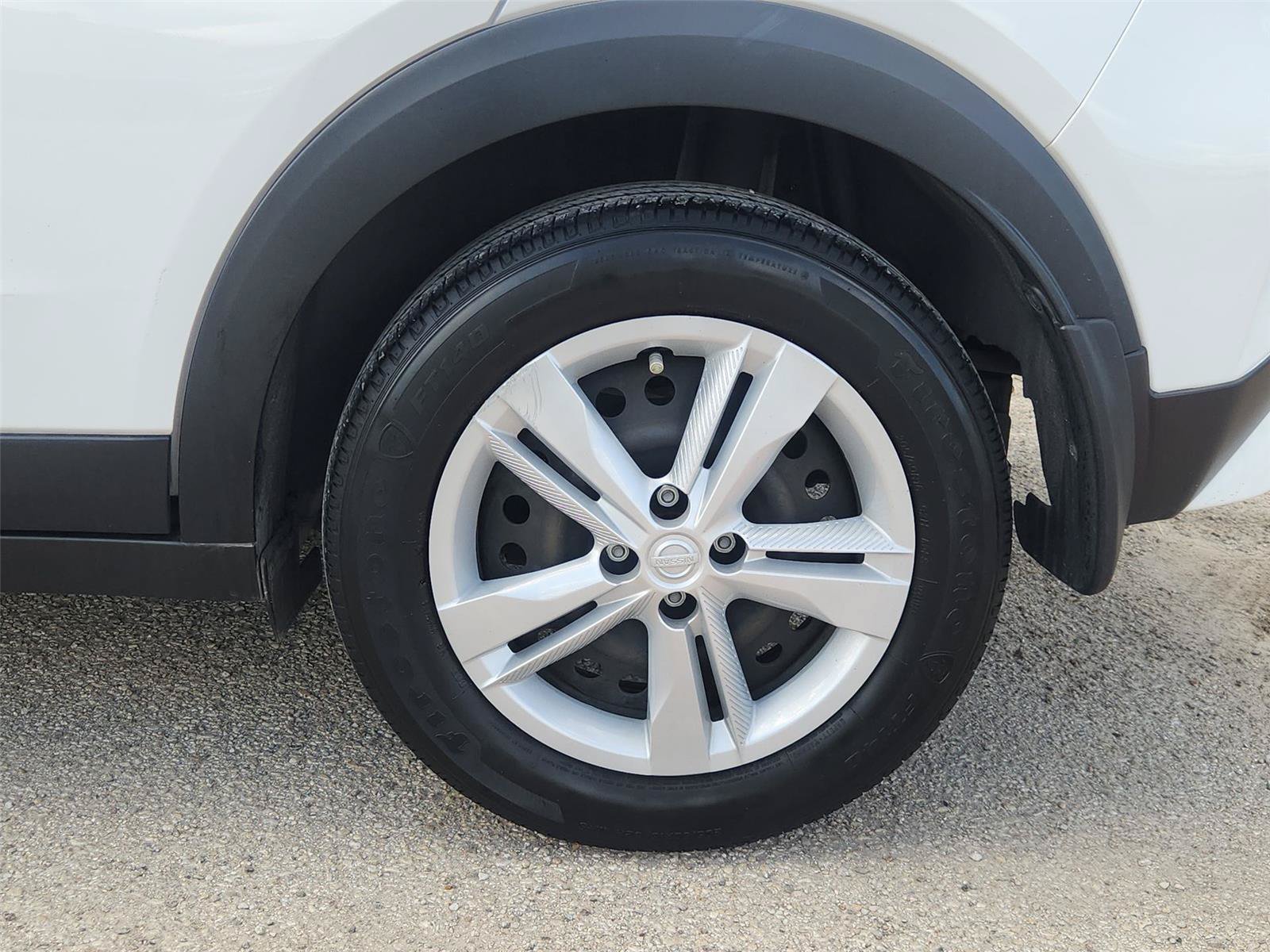 Used 2024 Nissan Kicks S FWD image 30