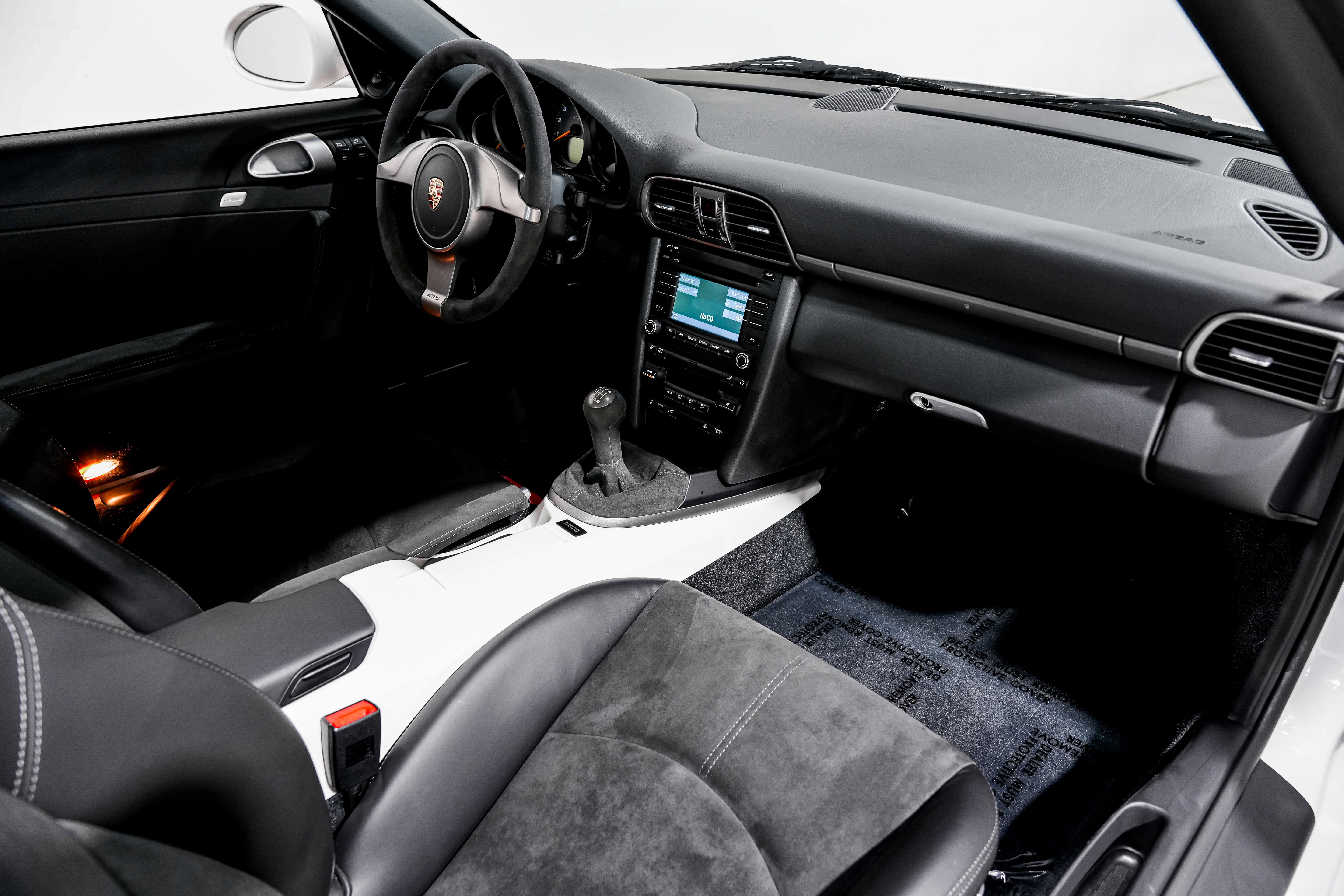 Used 2010 Porsche 911 GT3 image 25