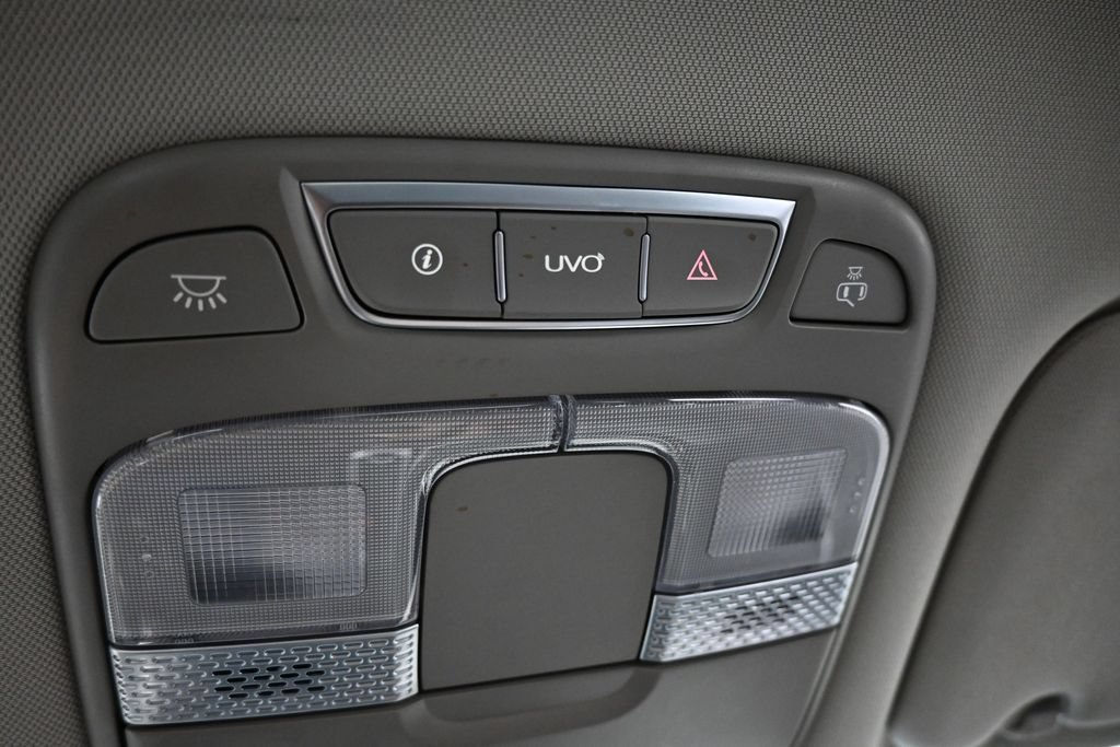 Used 2022 Kia Telluride LX FWD image 31