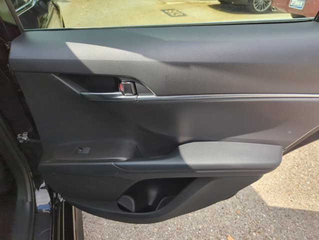 Used 2024 Toyota Camry SE FWD image 28