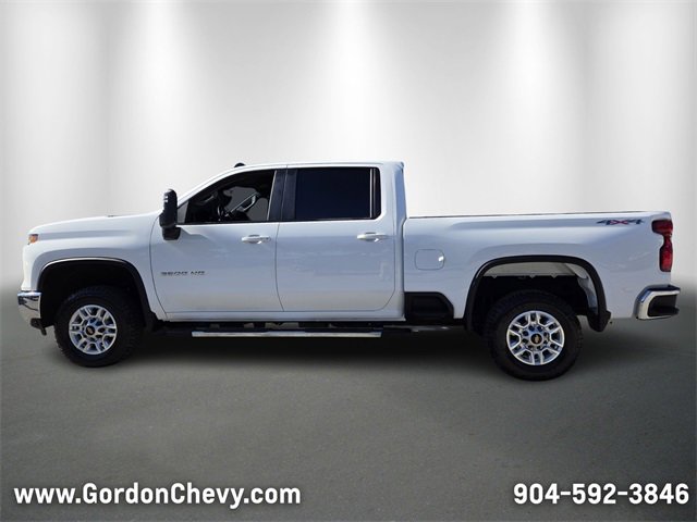 Used 2025 Chevrolet Silverado 2500 LT w/ Convenience Package image 2
