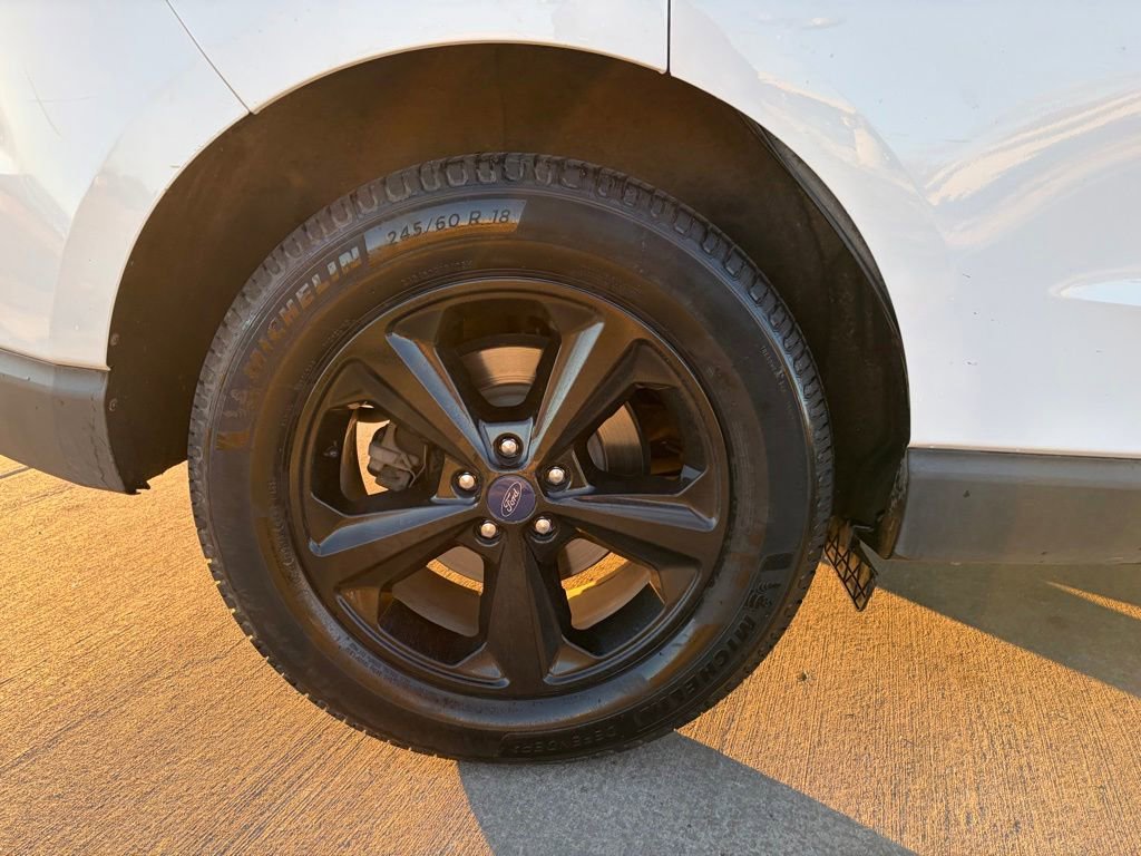 Used 2017 Ford Edge SE AWD/4WD image 9