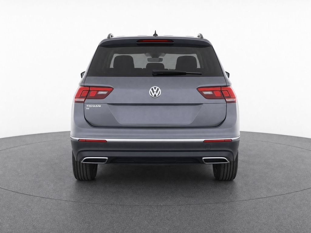 Certified 2020 Volkswagen Tiguan SE w/ Panoramic Sunroof Package AWD/4WD image 8