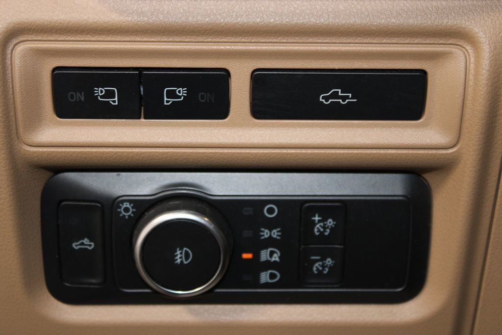 Used 2021 Ford F150 Lariat w/ Equipment Group 502A High image 36