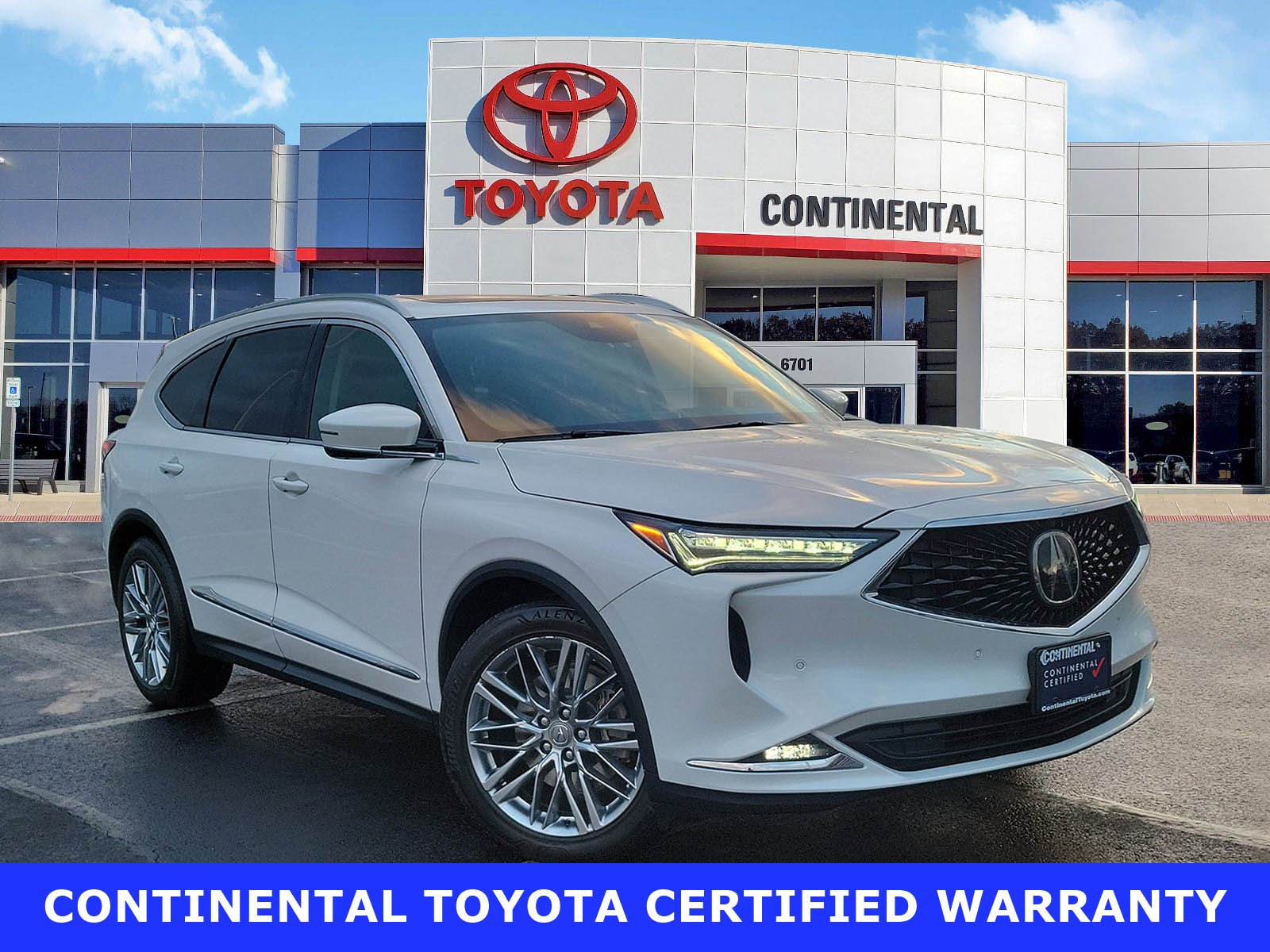 Used 2023 Acura MDX SH-AWD w/ Advance Package image 1