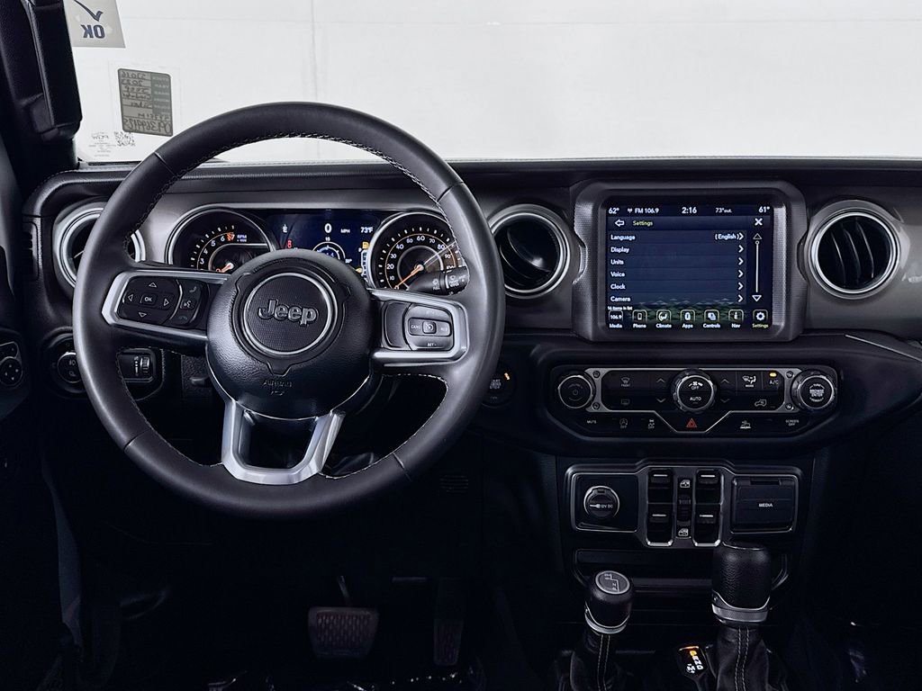 Used 2023 Jeep Gladiator Overland image 14
