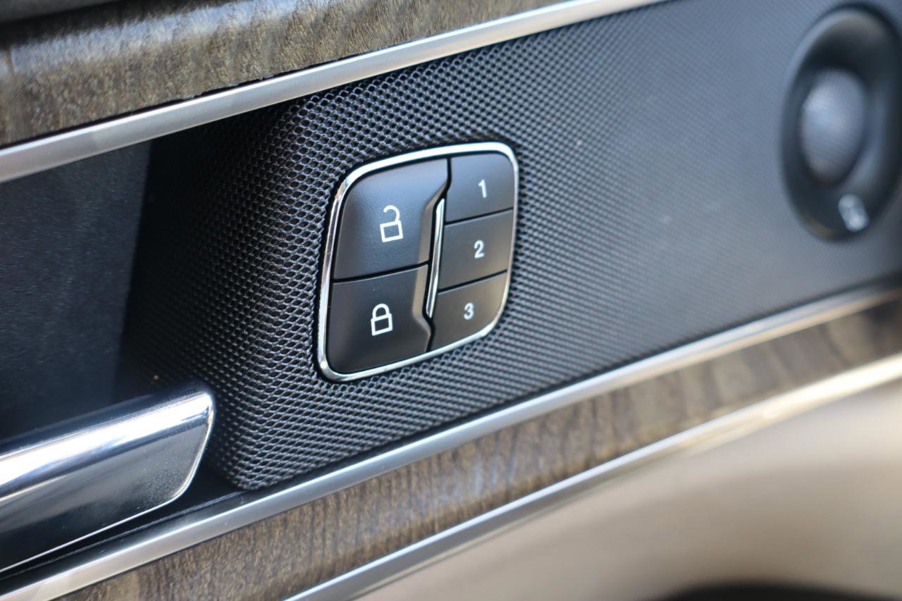Used 2019 Lincoln Nautilus Reserve AWD/4WD image 16