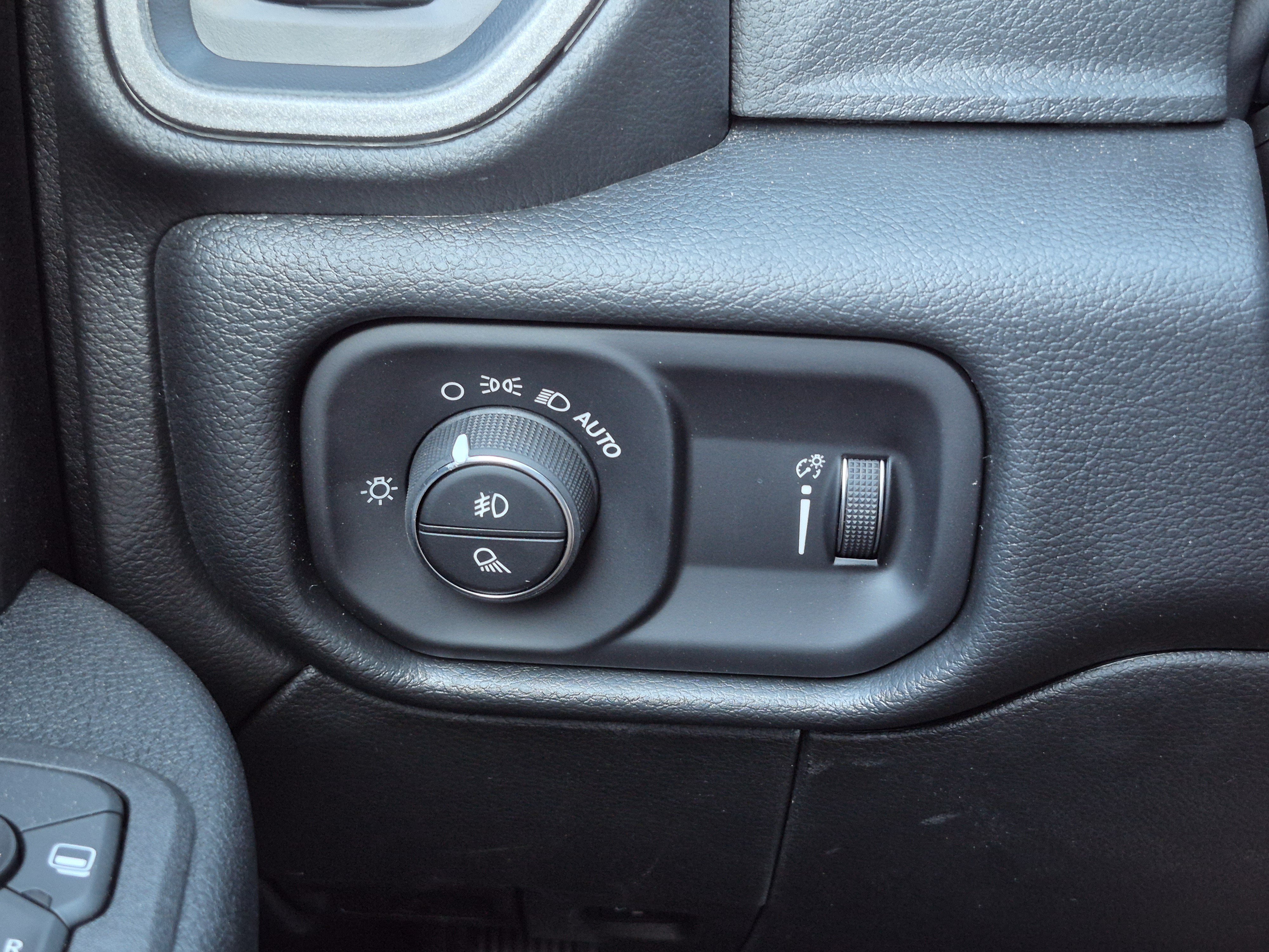 New 2026 RAM 3500 Tradesman AWD/4WD image 12