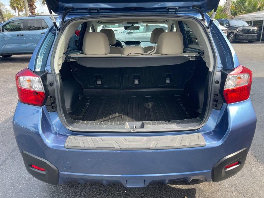 Used 2017 Subaru Crosstrek 2.0i Premium w/ Moonroof Package AWD/4WD image 5