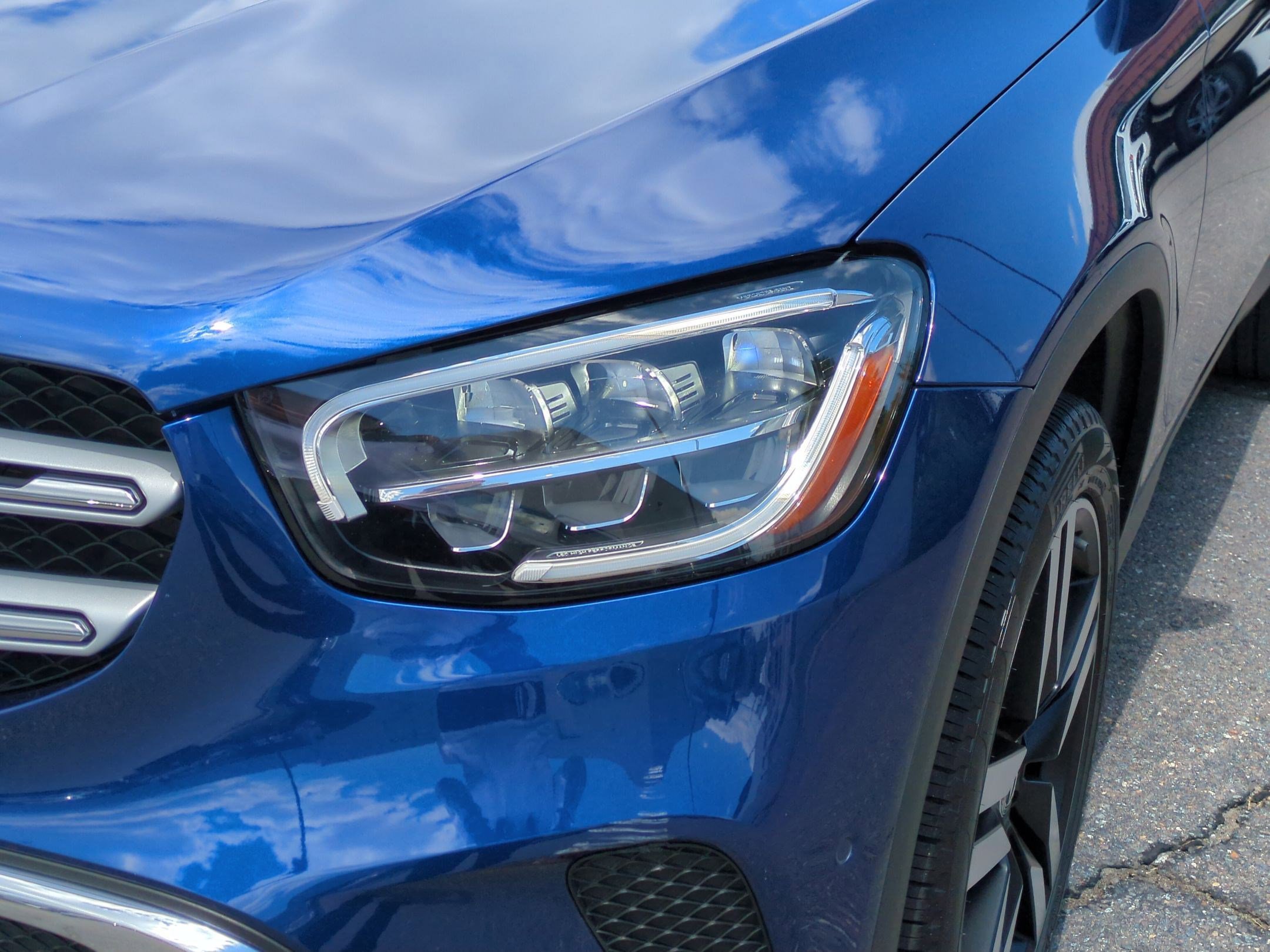 Used 2020 Mercedes-Benz GLC 300 4MATIC image 9