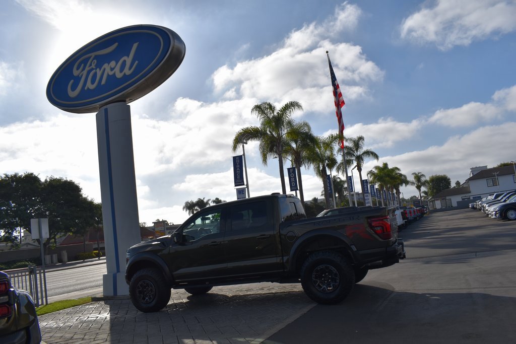 Used 2025 Ford F150 Raptor w/ Equipment Group 803A Raptor R image 31