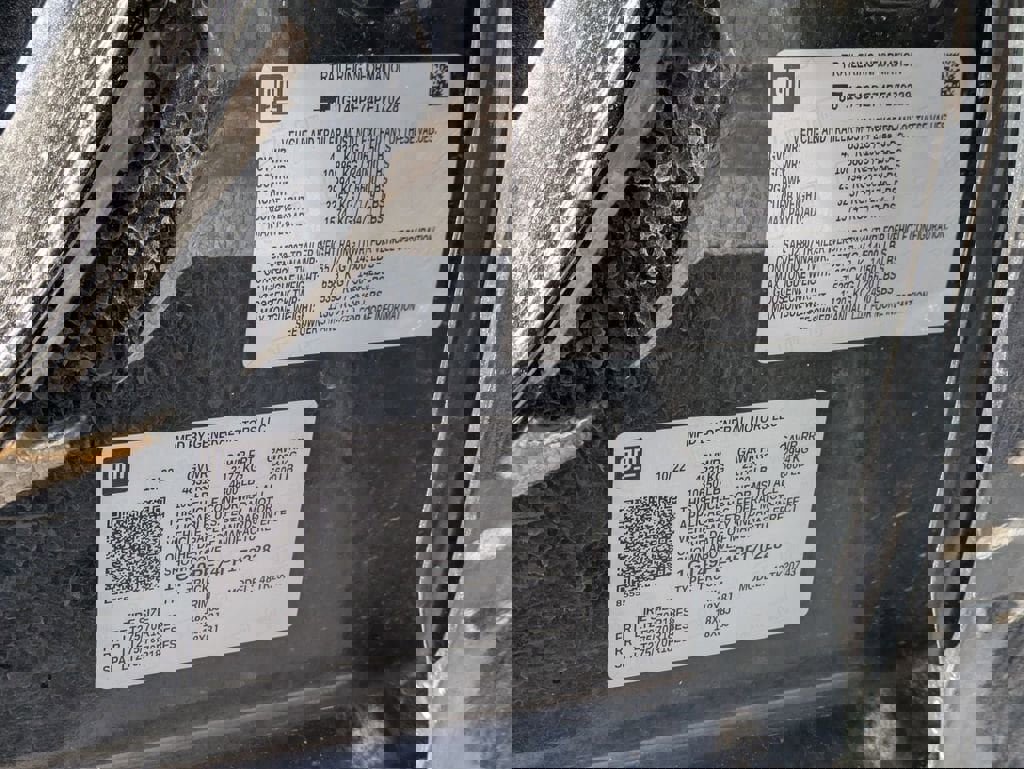 Used 2023 GMC Sierra 2500 AT4 w/ AT4 Preferred Package image 11