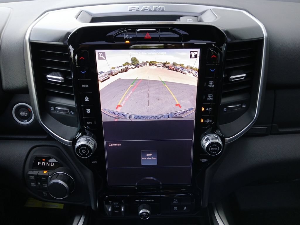 New 2026 RAM 1500 Big Horn AWD/4WD image 9