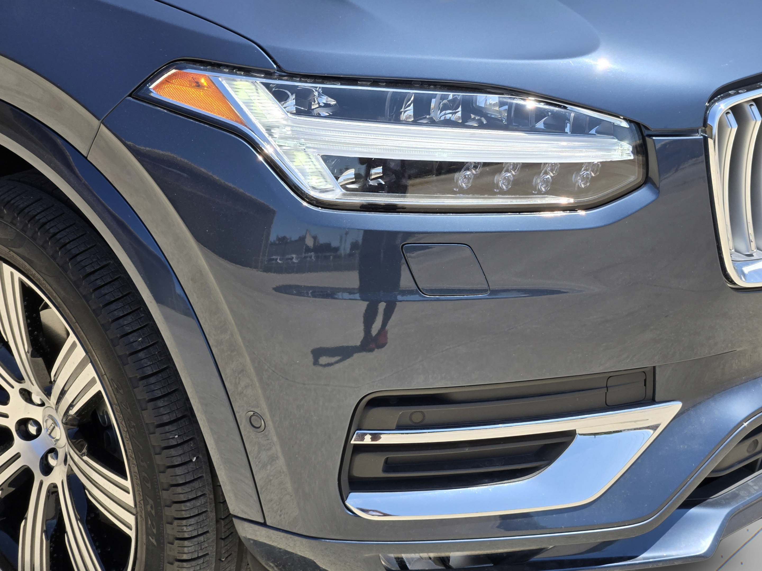 Used 2024 Volvo XC90 B6 Plus w/ Protection Package Premier AWD/4WD image 35