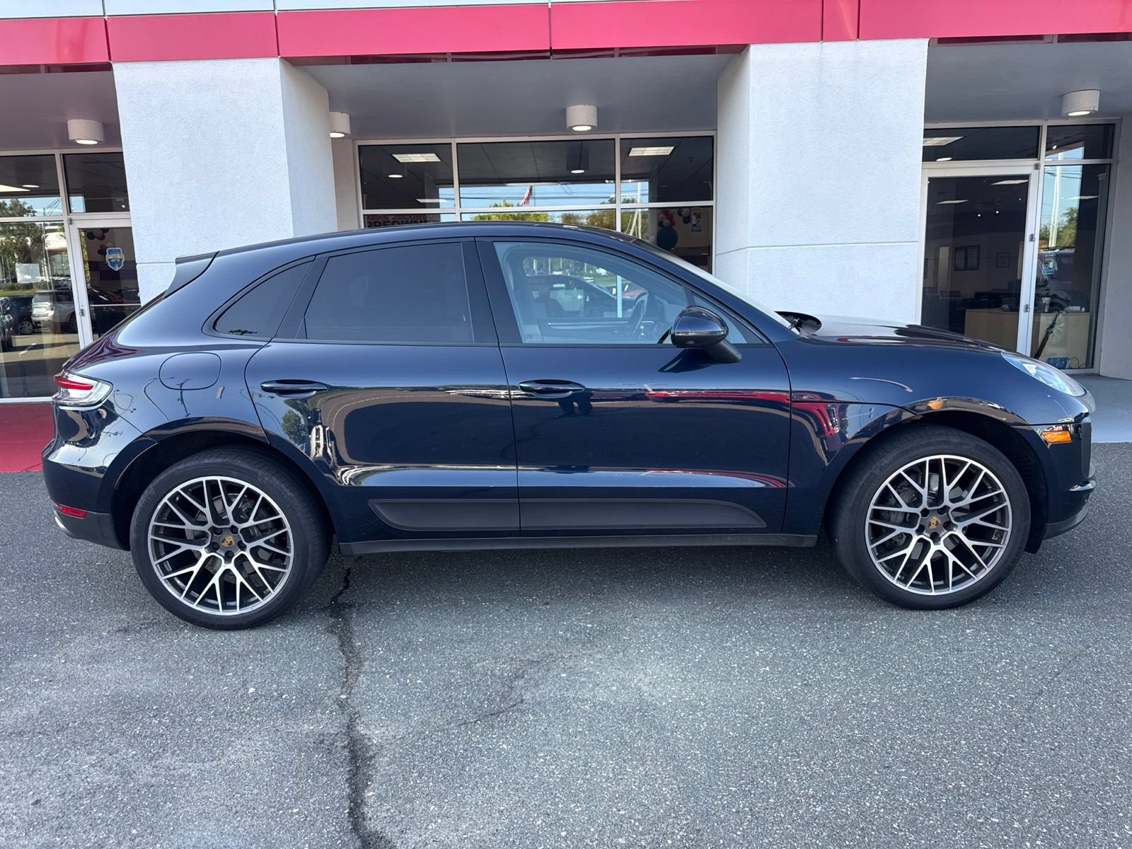Used 2019 Porsche Macan S AWD/4WD image 9