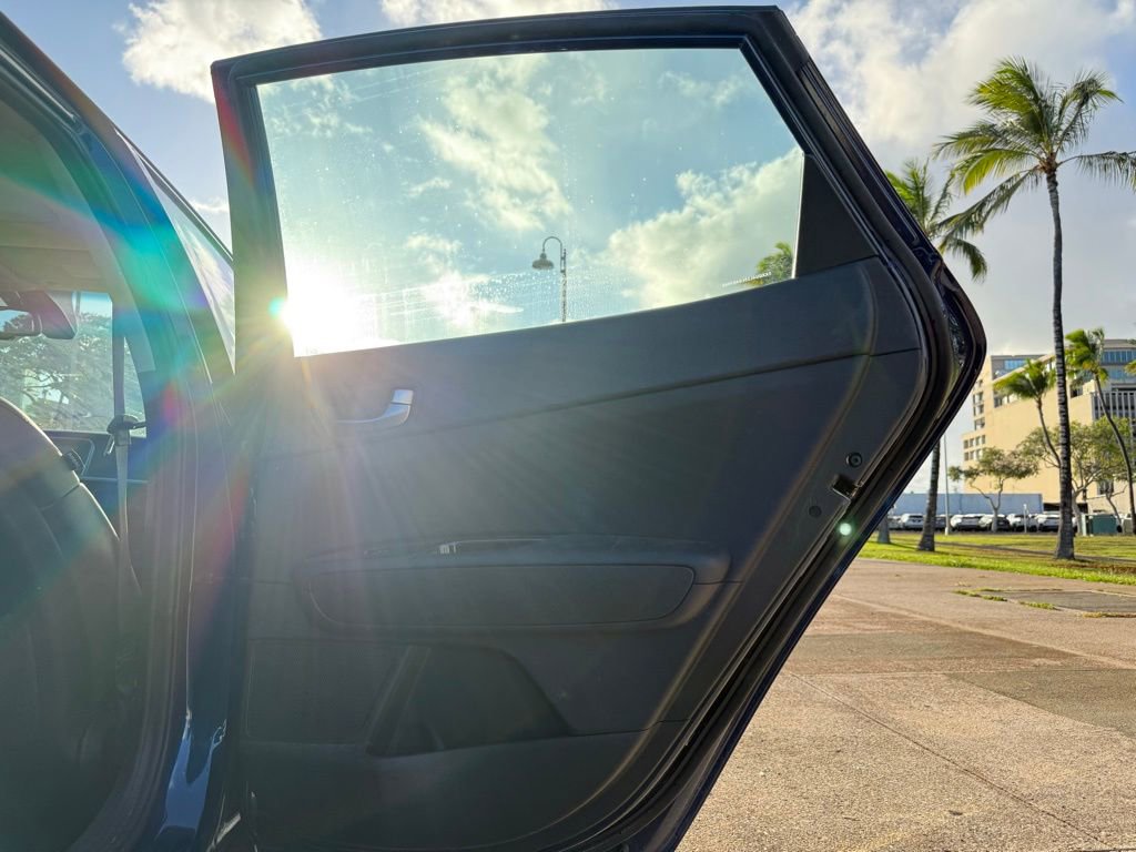 Used 2020 Kia Optima Premium image 15