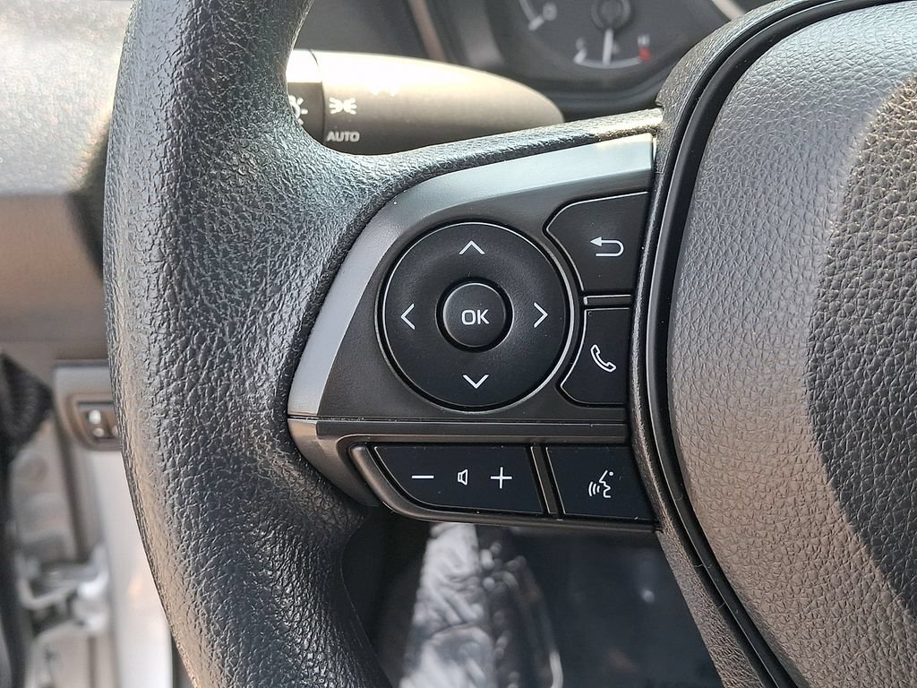 Used 2022 Toyota Corolla LE FWD image 21