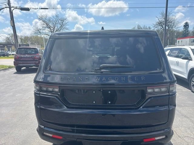 Used 2024 Jeep Grand Wagoneer L Series II w/ Quick Order Packagew 28T AWD/4WD image 4