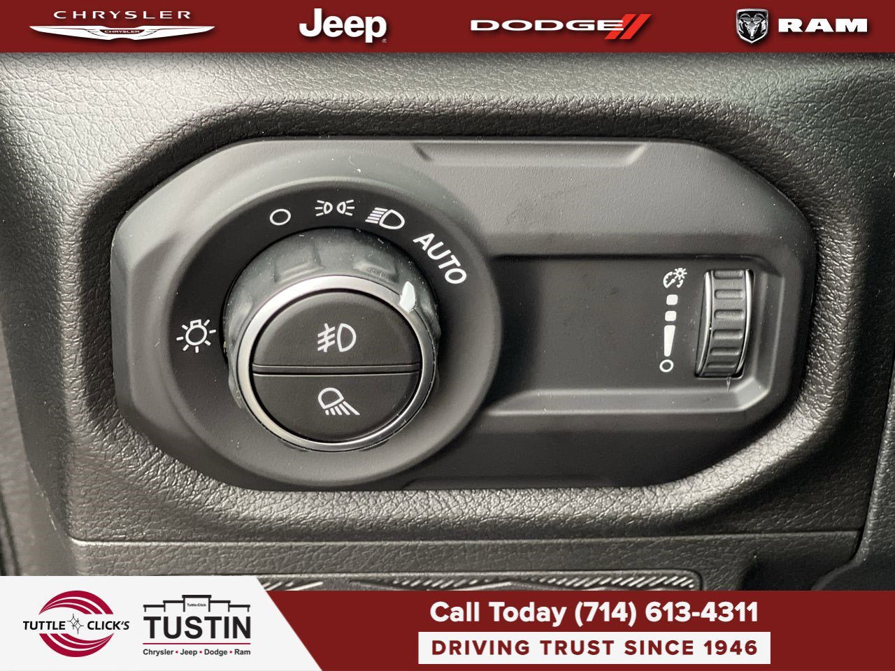 New 2025 Jeep Gladiator Sport AWD/4WD image 23