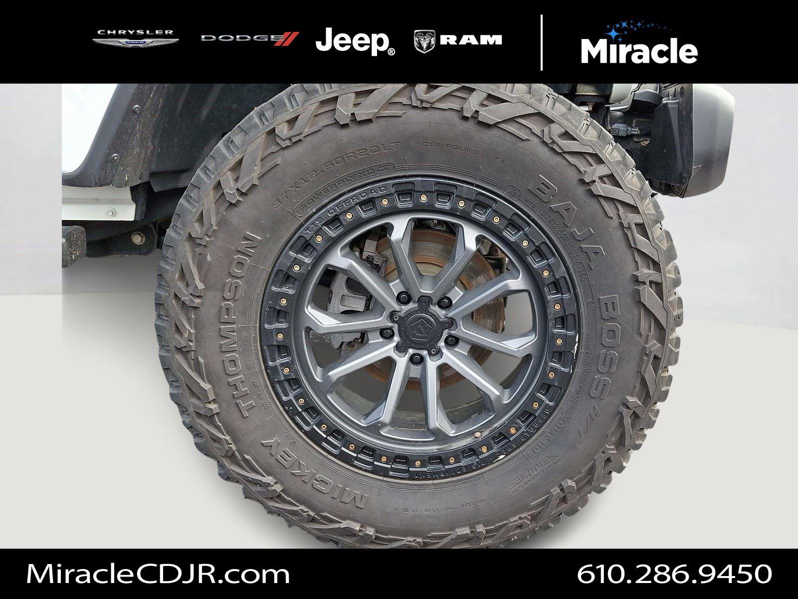 Certified 2020 Jeep Gladiator Mojave image 9