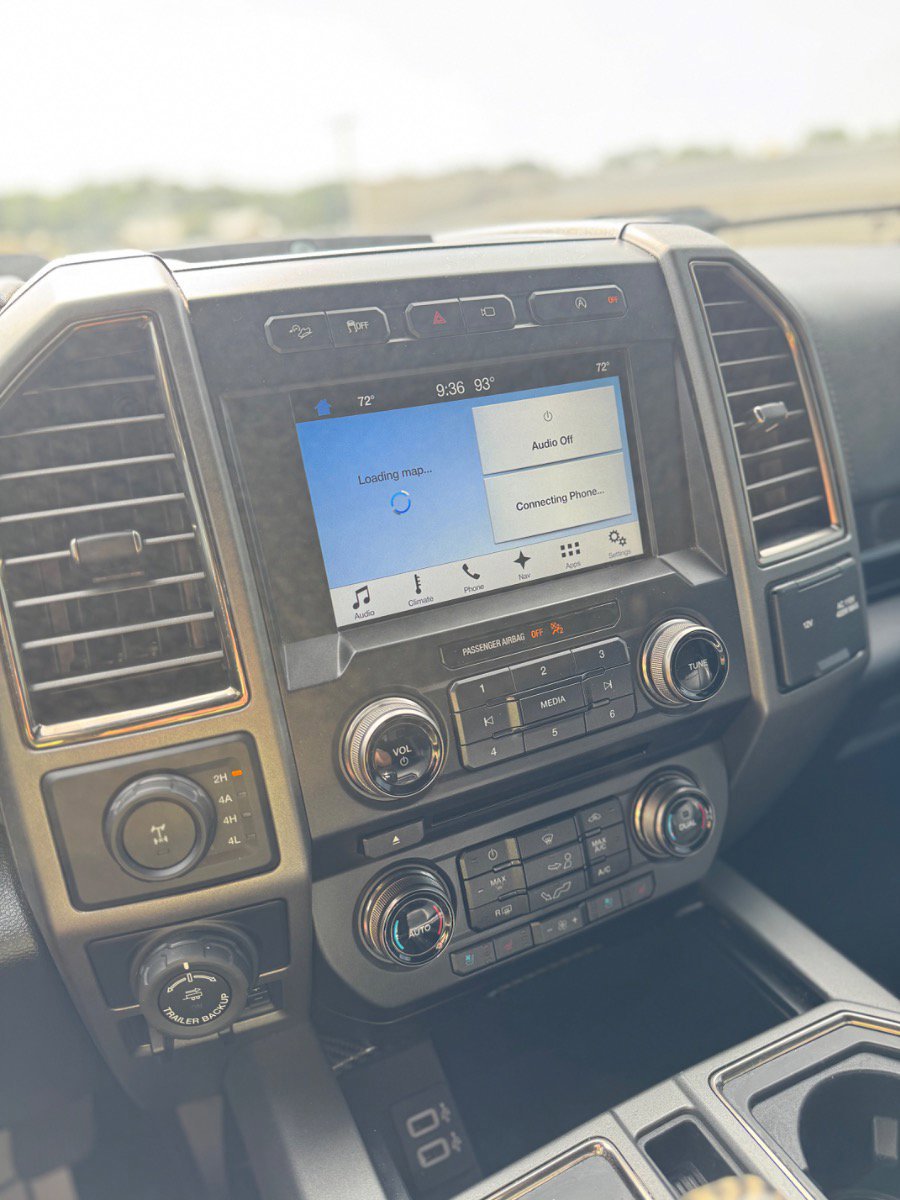 Used 2018 Ford F150 Raptor w/ Equipment Group 802A Luxury image 10