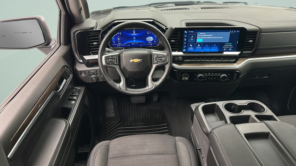 Used 2024 Chevrolet Silverado 1500 LT AWD/4WD image 14