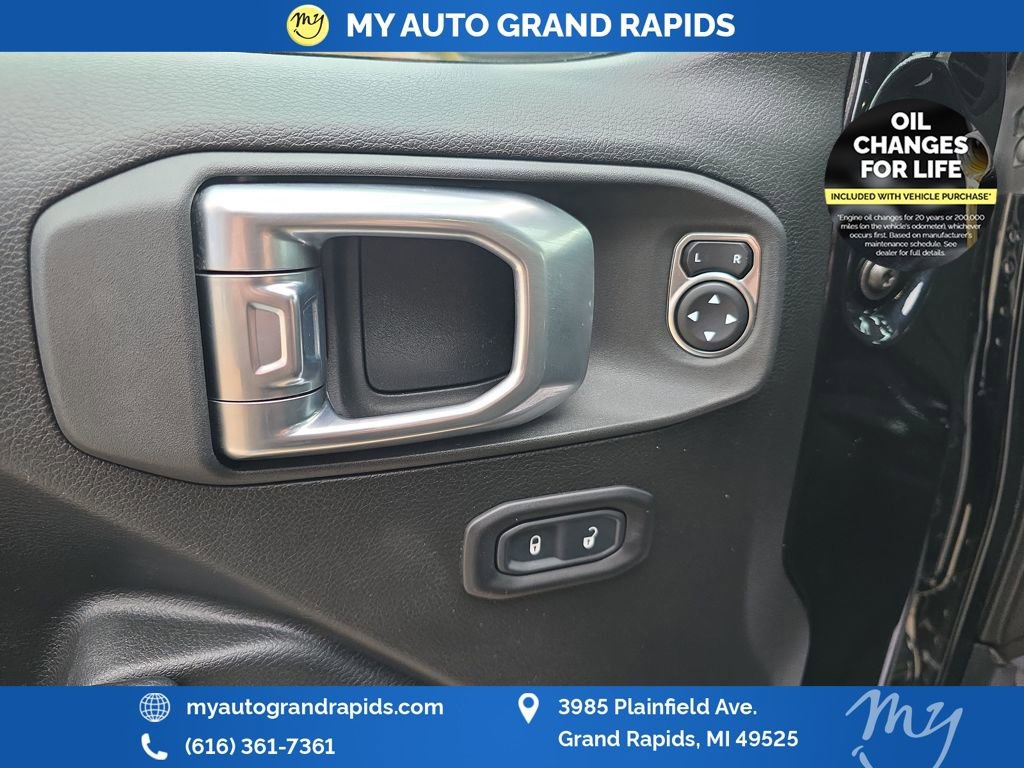 Used 2022 Jeep Wrangler Unlimited Sport image 9