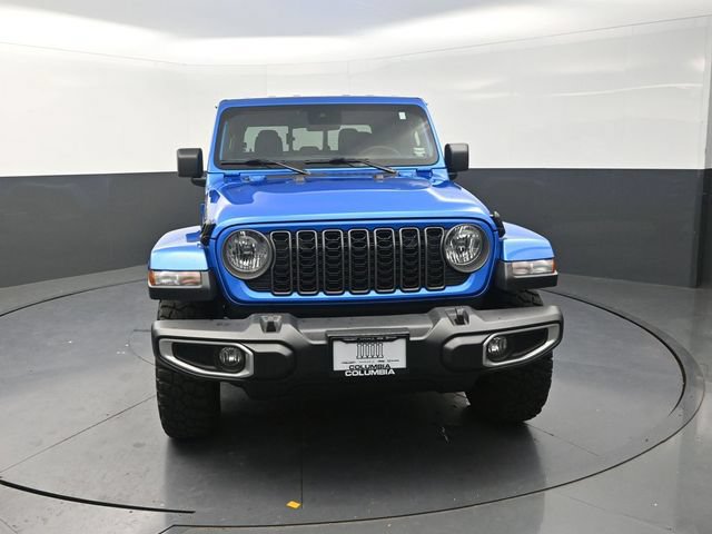 Used 2025 Jeep Gladiator Sport AWD/4WD image 5