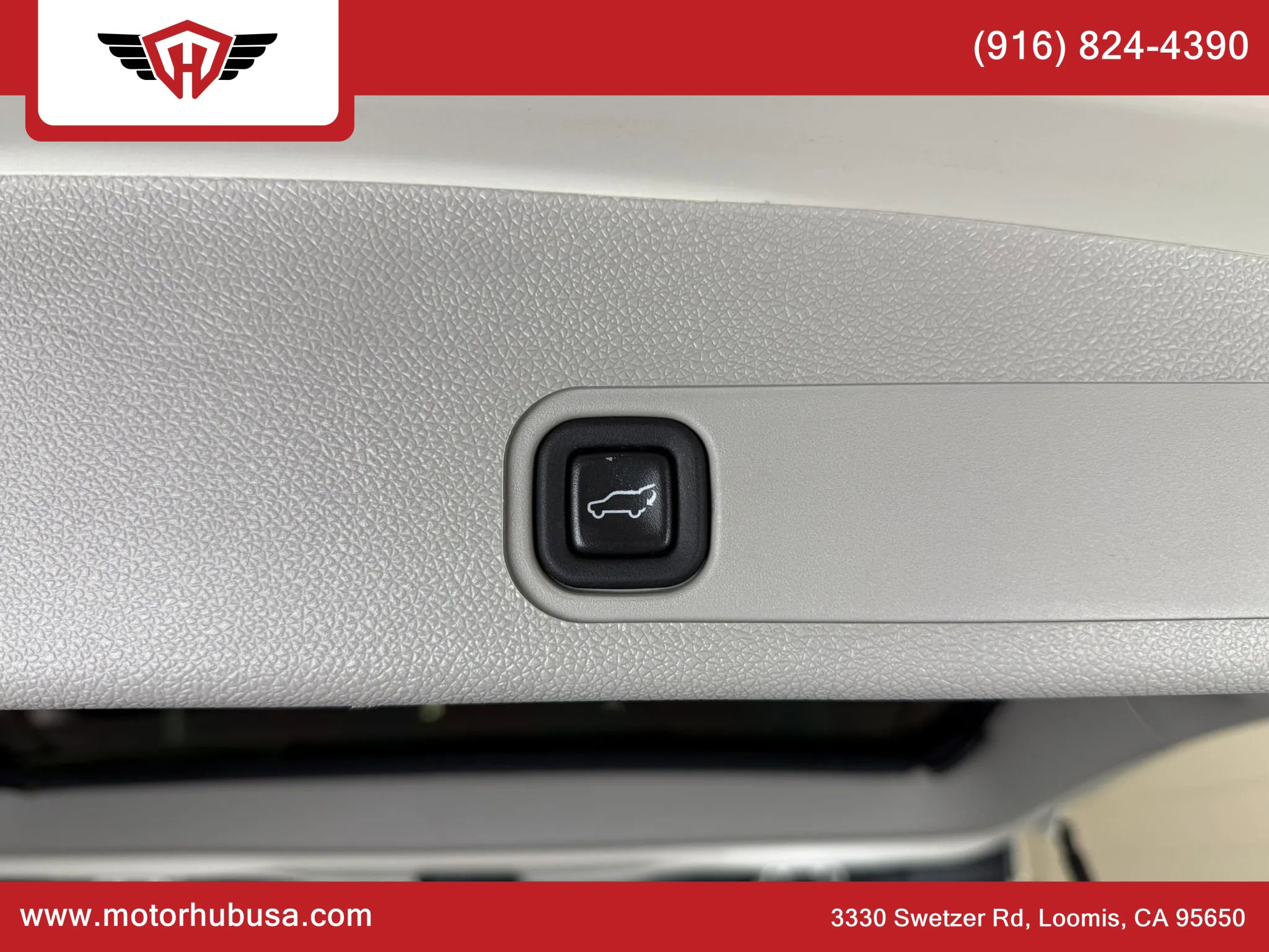 Used 2013 Chevrolet Tahoe LTZ AWD/4WD image 65