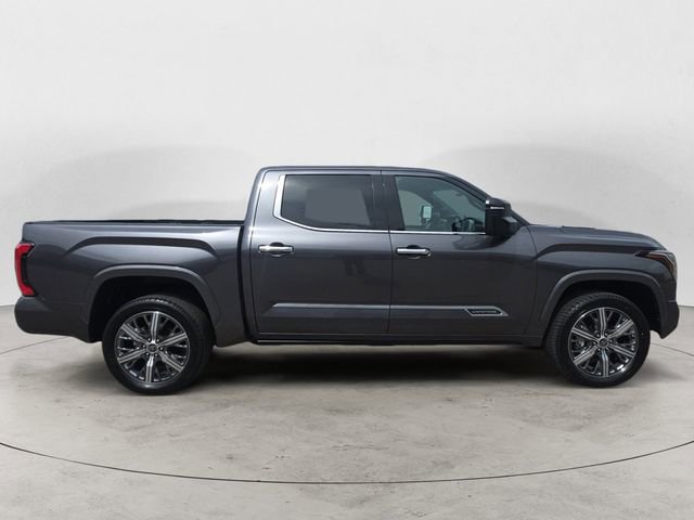 Used 2022 Toyota Tundra Capstone AWD/4WD image 6