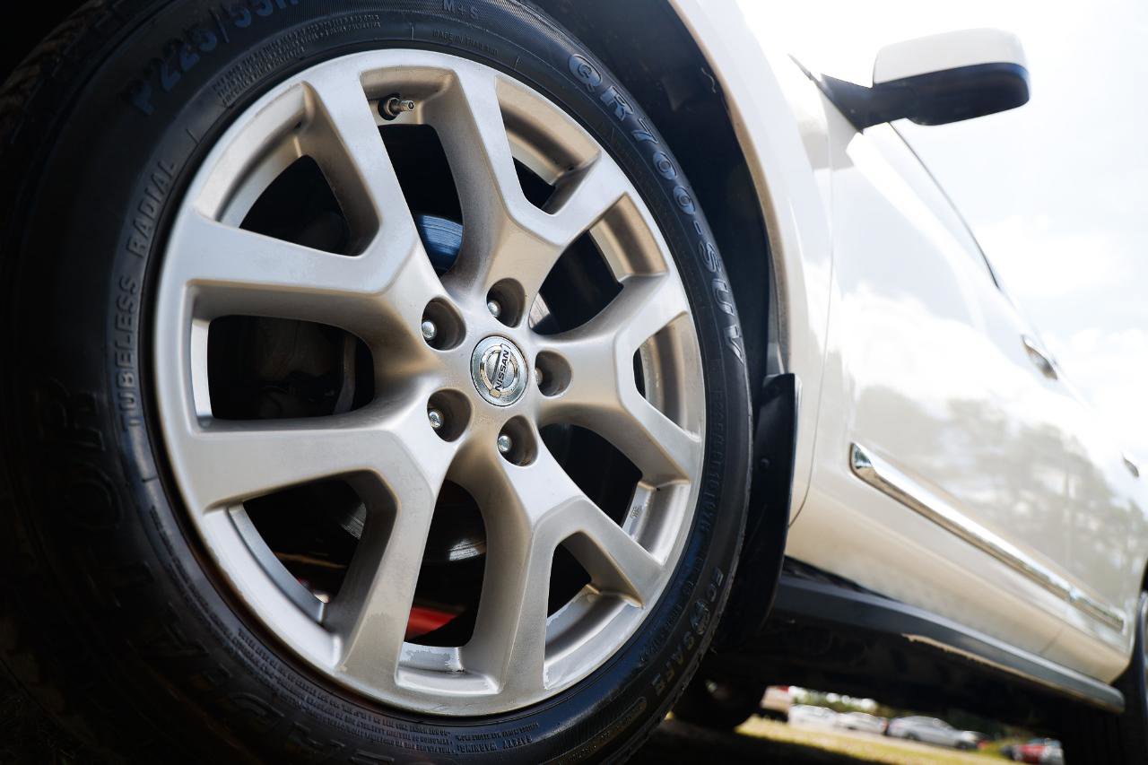 Used 2011 Nissan Rogue SV w/ SL Pkg image 23