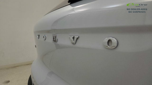 Used 2022 Volvo XC40 T4 R-Design w/ Protection Package Premier FWD image 31
