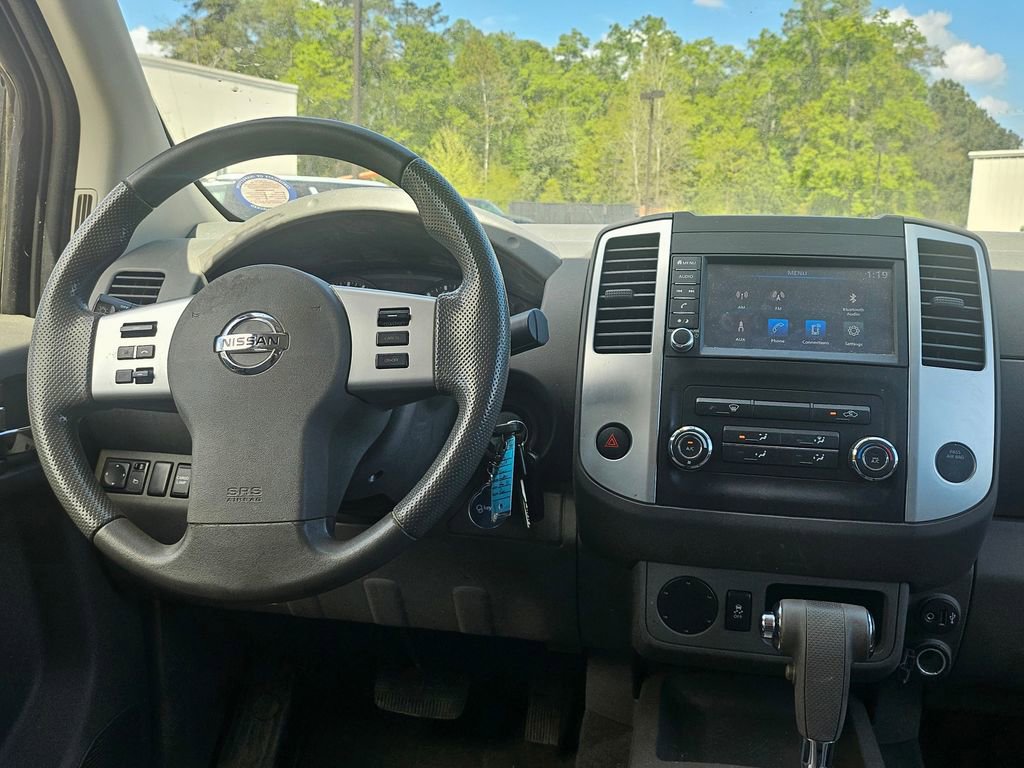 Used 2019 Nissan Frontier SV image 30