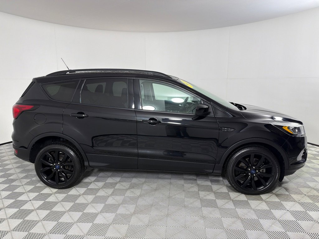 Used 2019 Ford Escape SE AWD/4WD image 4