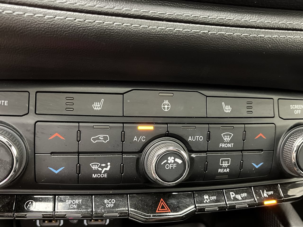 Used 2022 Dodge Durango GT AWD/4WD image 23