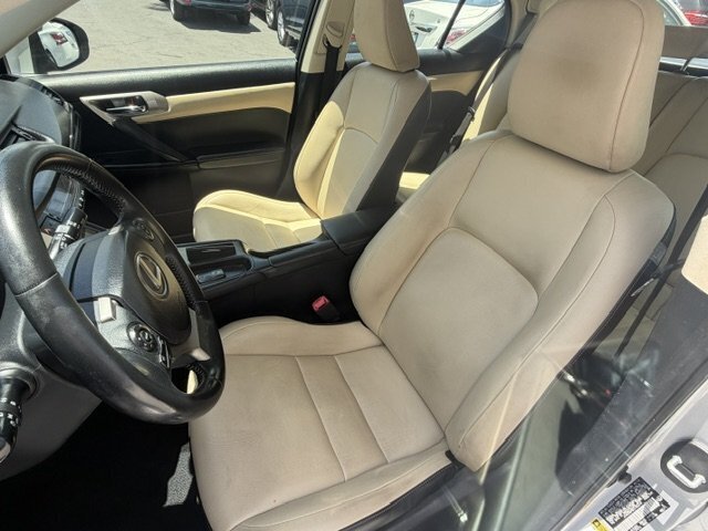 Used 2014 Lexus CT 200h FWD image 11