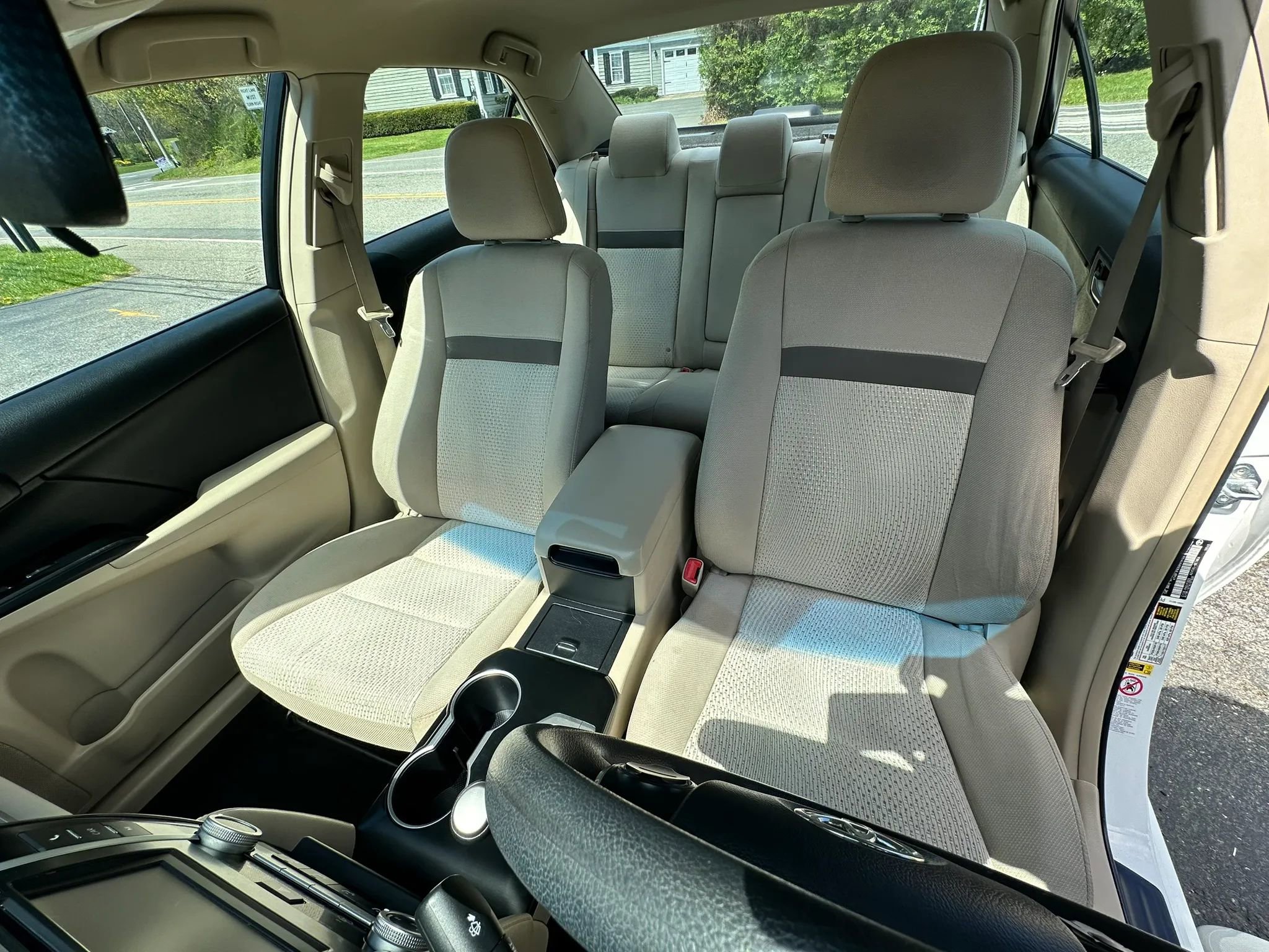 Used 2013 Toyota Camry LE FWD image 14