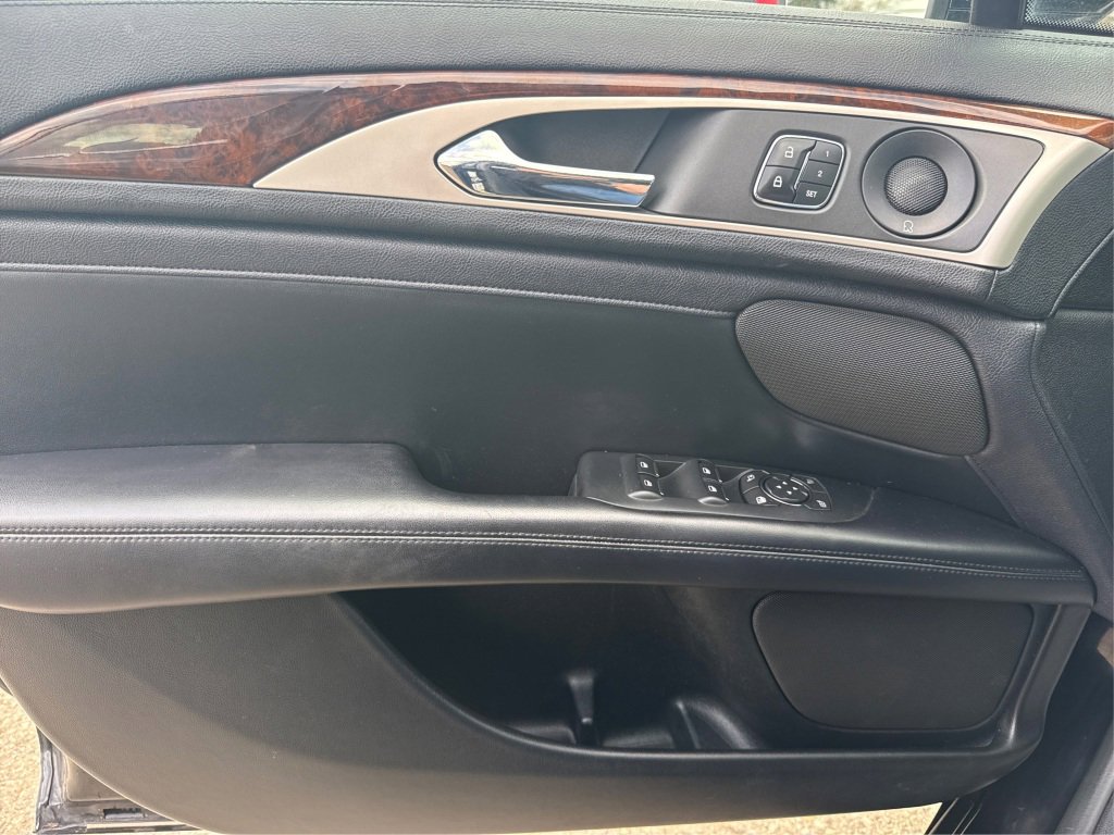 Used 2019 Lincoln MKZ Reserve w/ Reserve Plus Package image 26