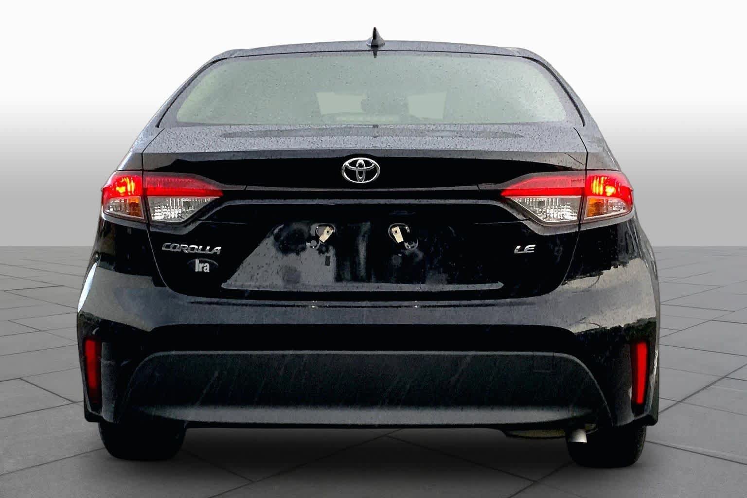 Certified 2023 Toyota Corolla LE FWD image 5