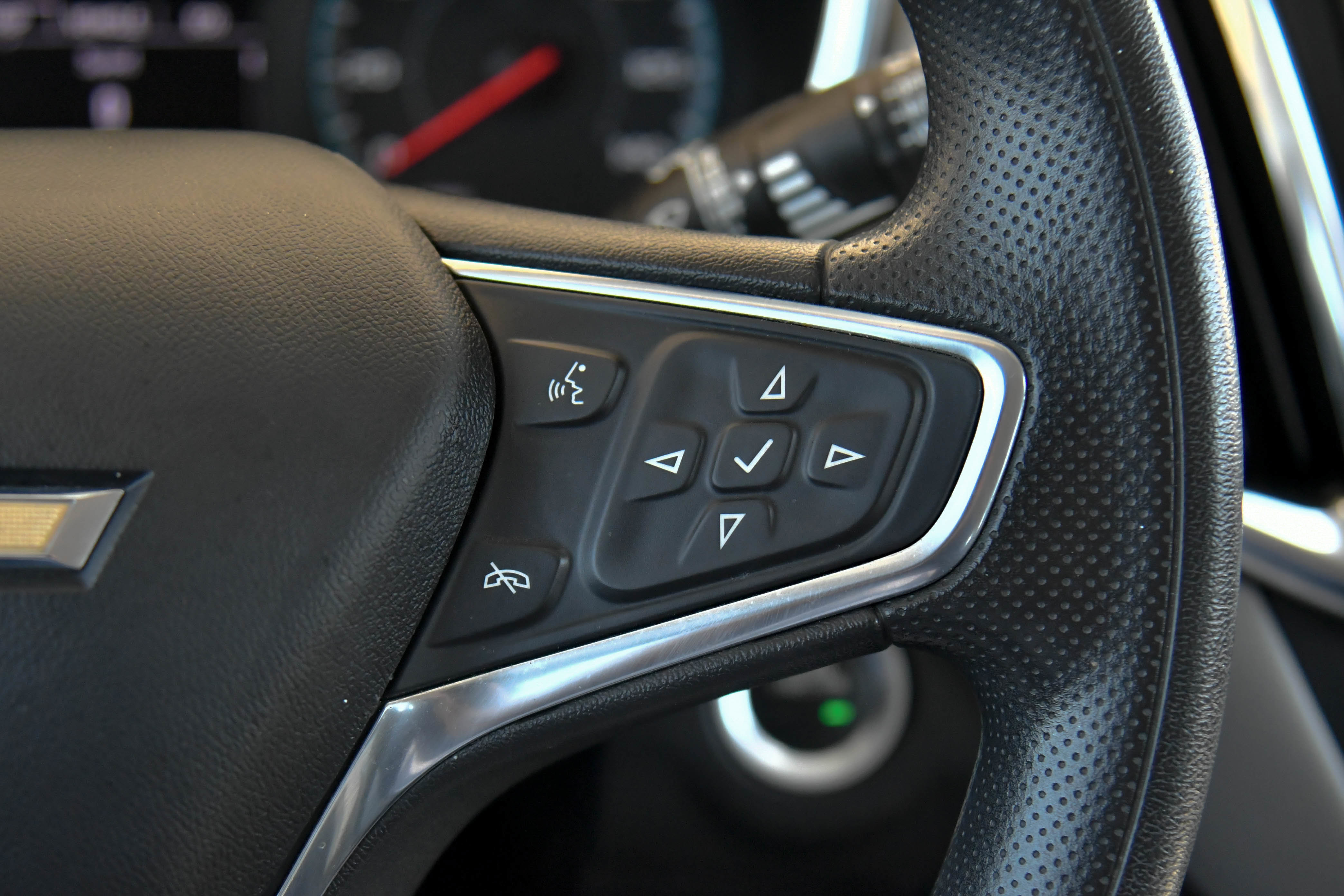 Used 2021 Chevrolet Equinox LS FWD image 26