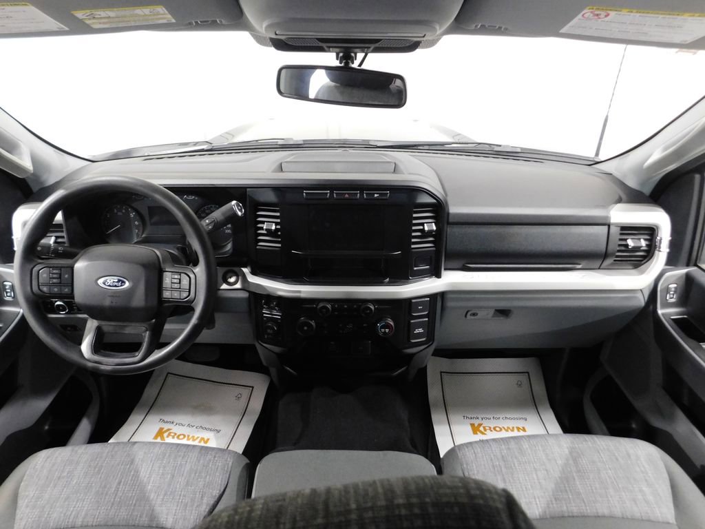 Used 2023 Ford F250 XLT image 40