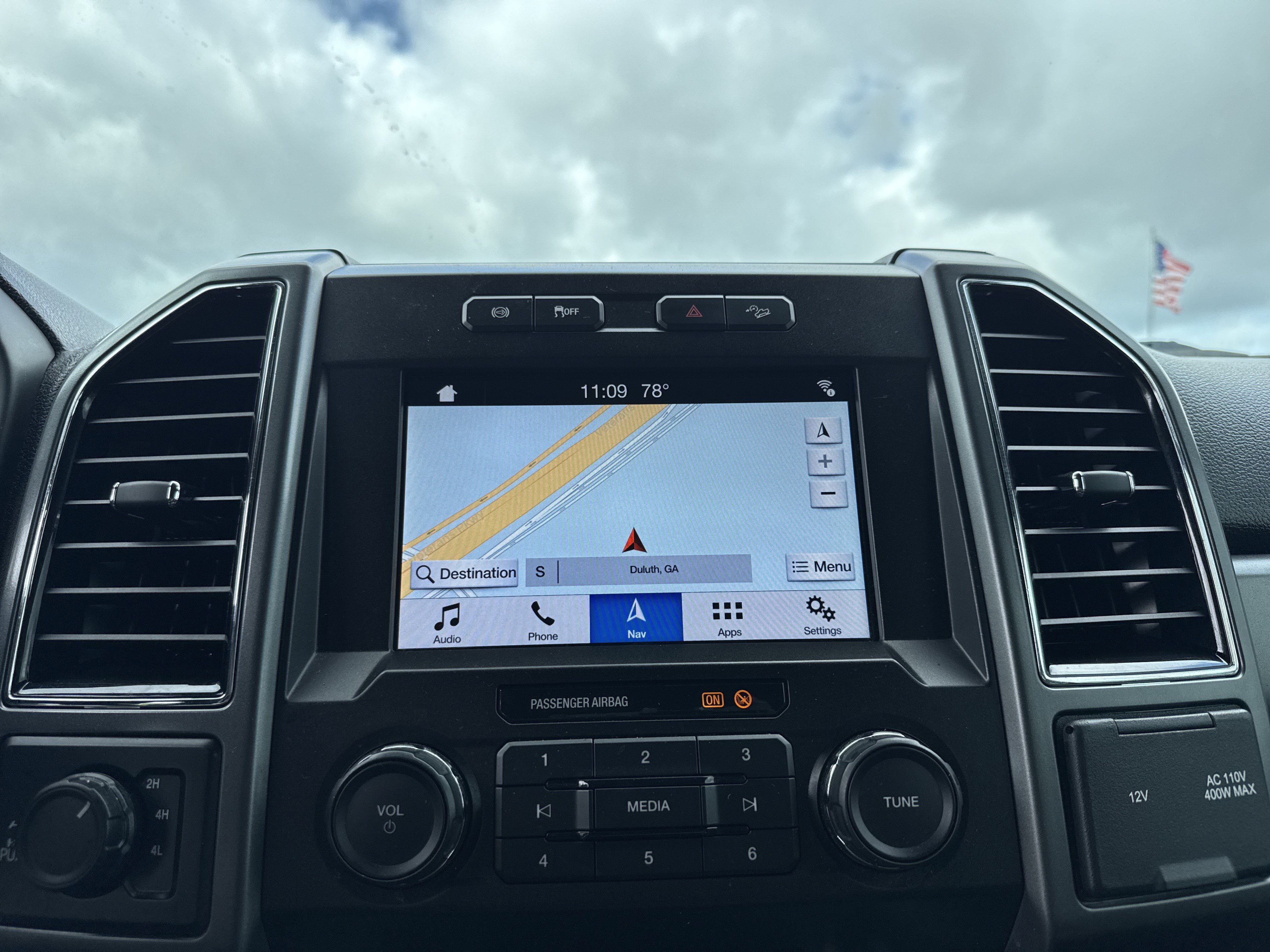 Used 2019 Ford F250 XLT w/ XLT Premium Package AWD/4WD image 25