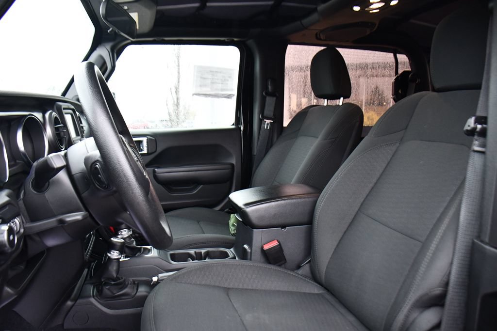 Used 2021 Jeep Wrangler Sport AWD/4WD image 12