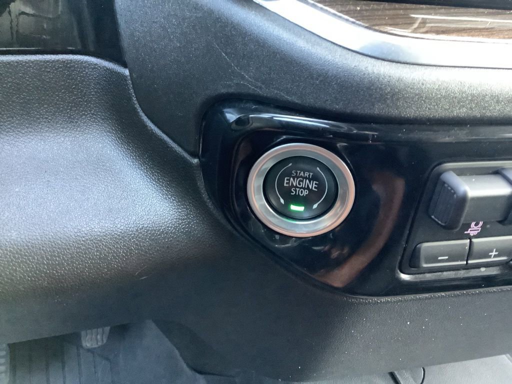 Used 2024 Chevrolet Silverado 2500 LT image 17