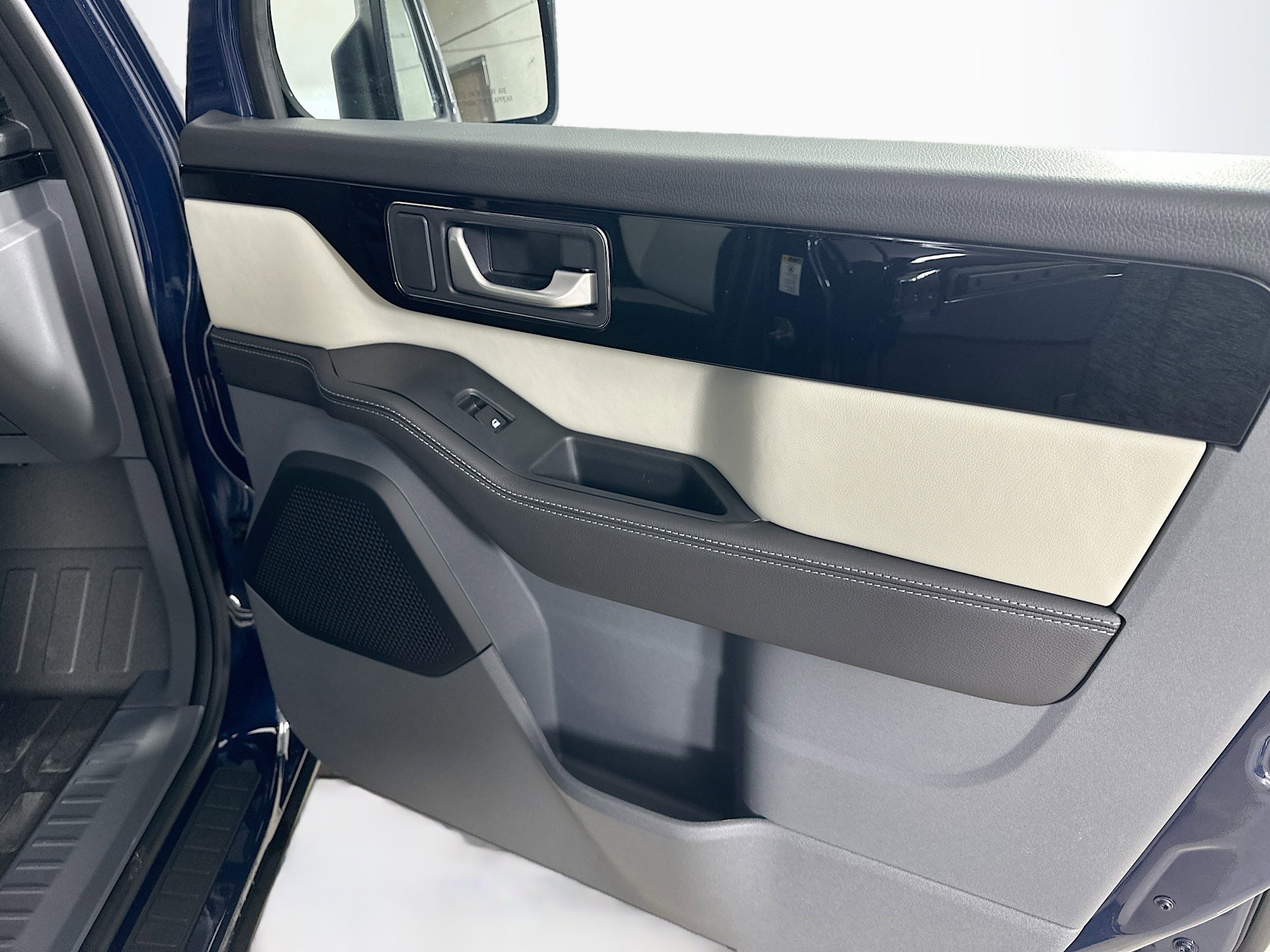 New 2026 INEOS Grenadier Fieldmaster Edition image 48