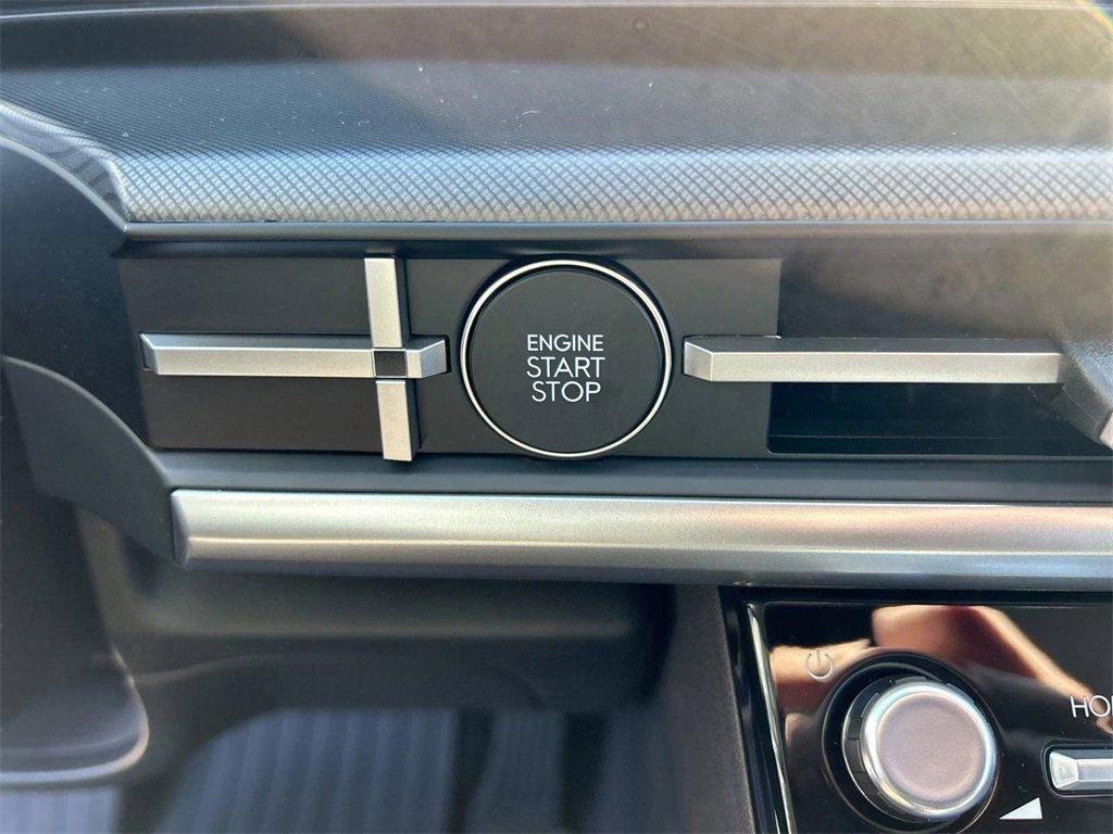 New 2026 Hyundai Santa Fe SEL image 13