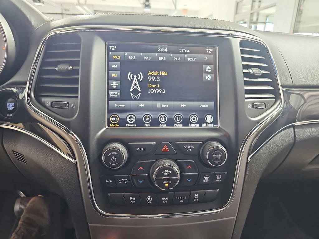 Used 2018 Jeep Grand Cherokee Overland image 26